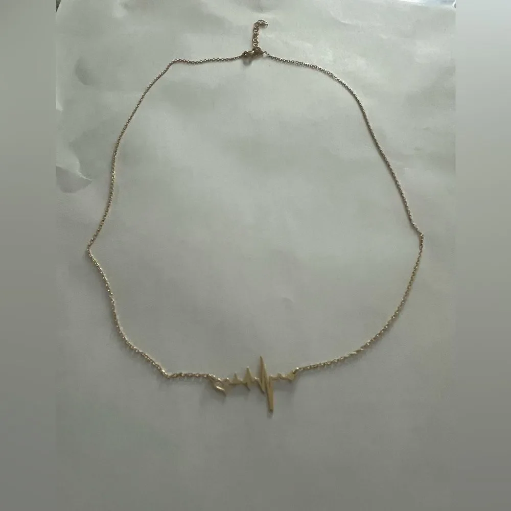 Dainty Heartbeat Necklace